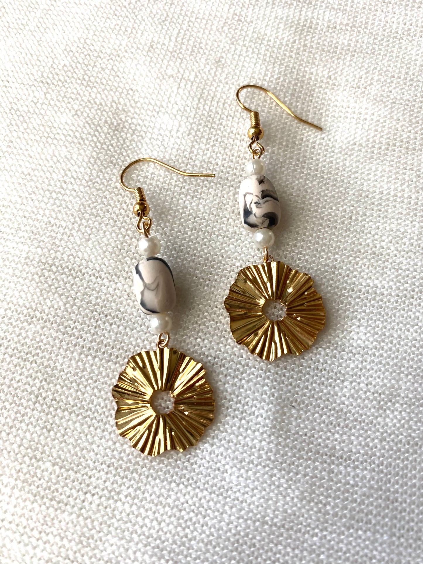 Marbled Dangles